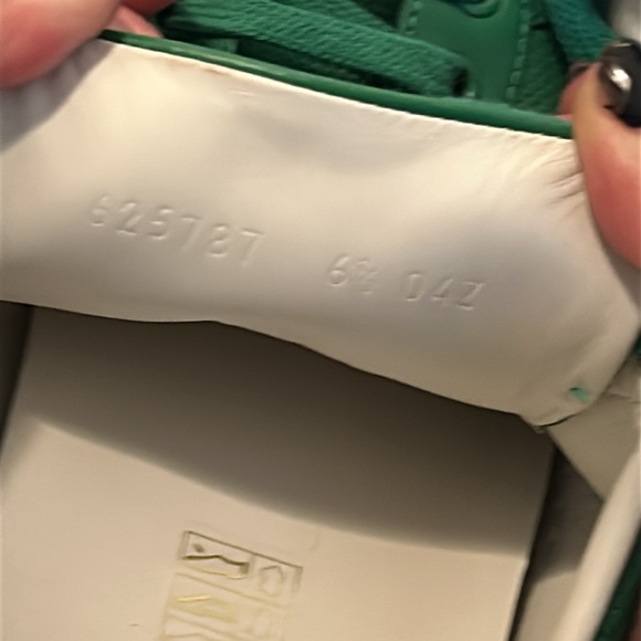 Classy Green Mens Gucci Sneakers - Picture 4 of 5